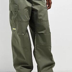 Empyre ultra loose olive cargo skate pants